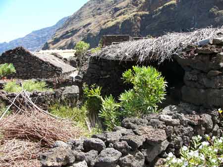 Lava Haus in Guinea, El Hierro
